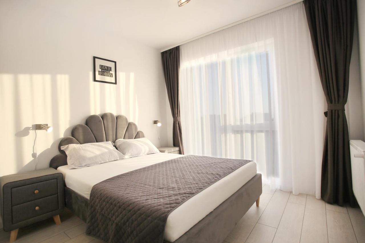 Apartament Prima Nufarul Ralu オラデア エクステリア 写真